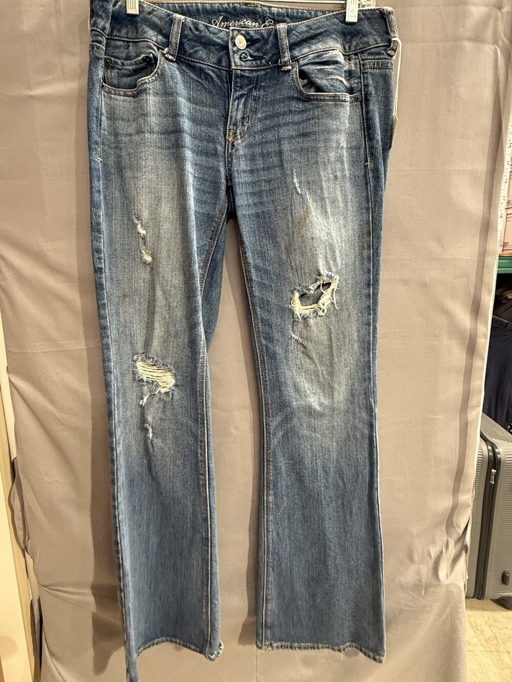 American Eagle Artist style women's blue denim jeans Size 8 TG2261